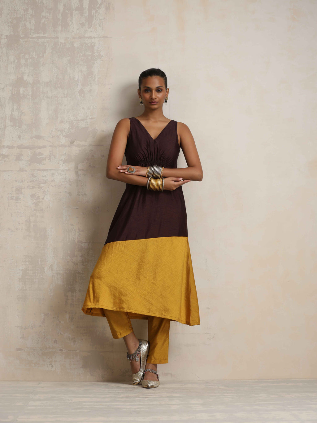 trueBrowns Cola Silk Kurta Set | Grocsy
