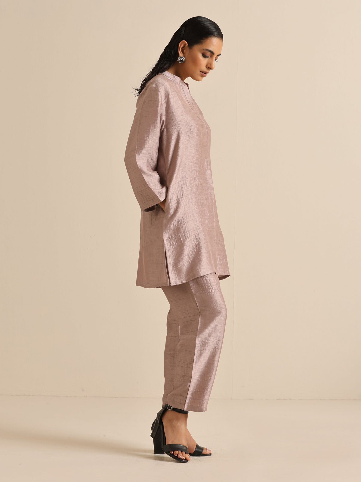 trueBrowns Grey Silk Texture Relaxed Co-Ord Set | Grocsy