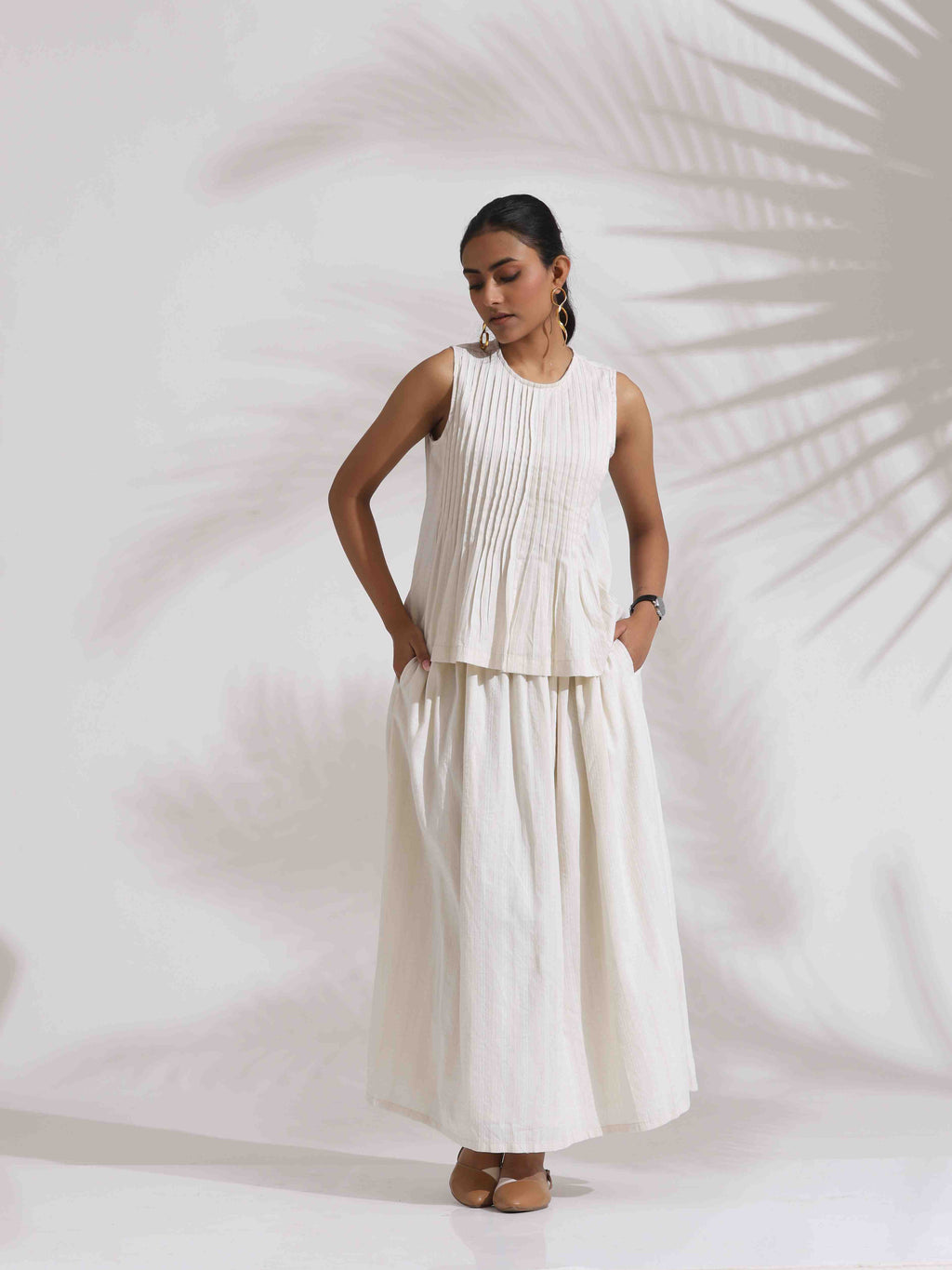 trueBrowns Off-White Cotton Skirt Co-ord Set | Grocsy