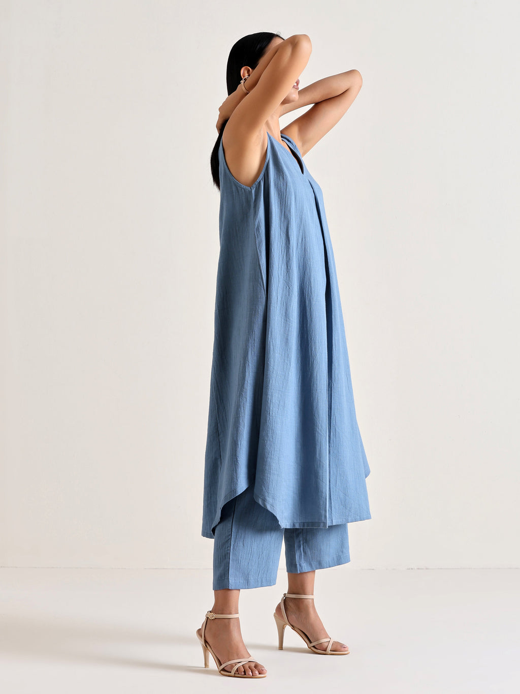 trueBrowns Light Blue Sleeveless Flared Kurta Pant Set | Grocsy