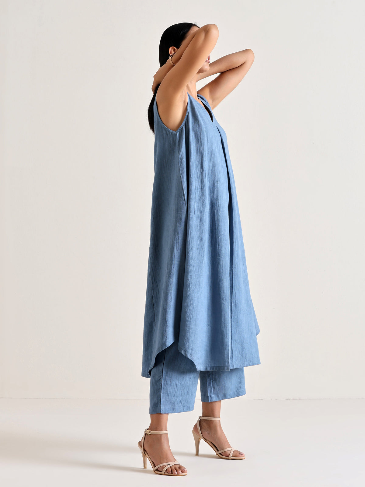 trueBrowns Light Blue Sleeveless Flared Kurta Pant Set | Grocsy