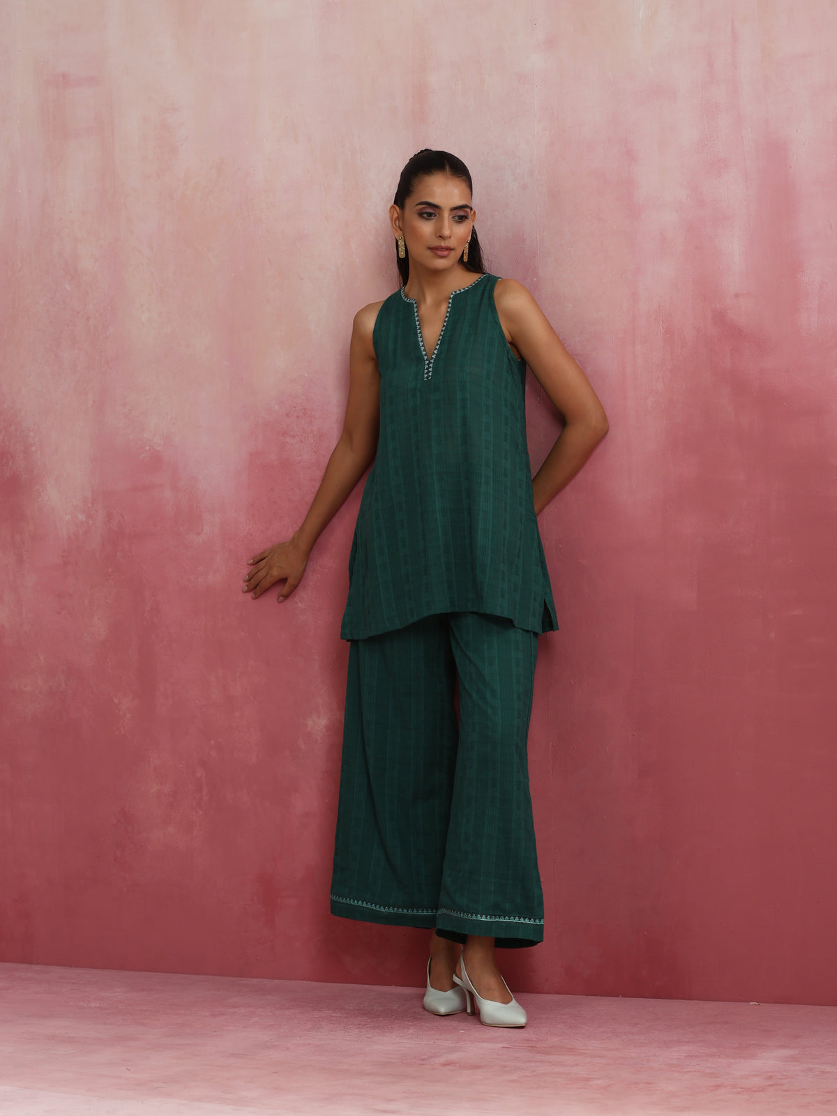 trueBrowns Dark Green Cotton Dobby Kurta Co-ord set | Grocsy