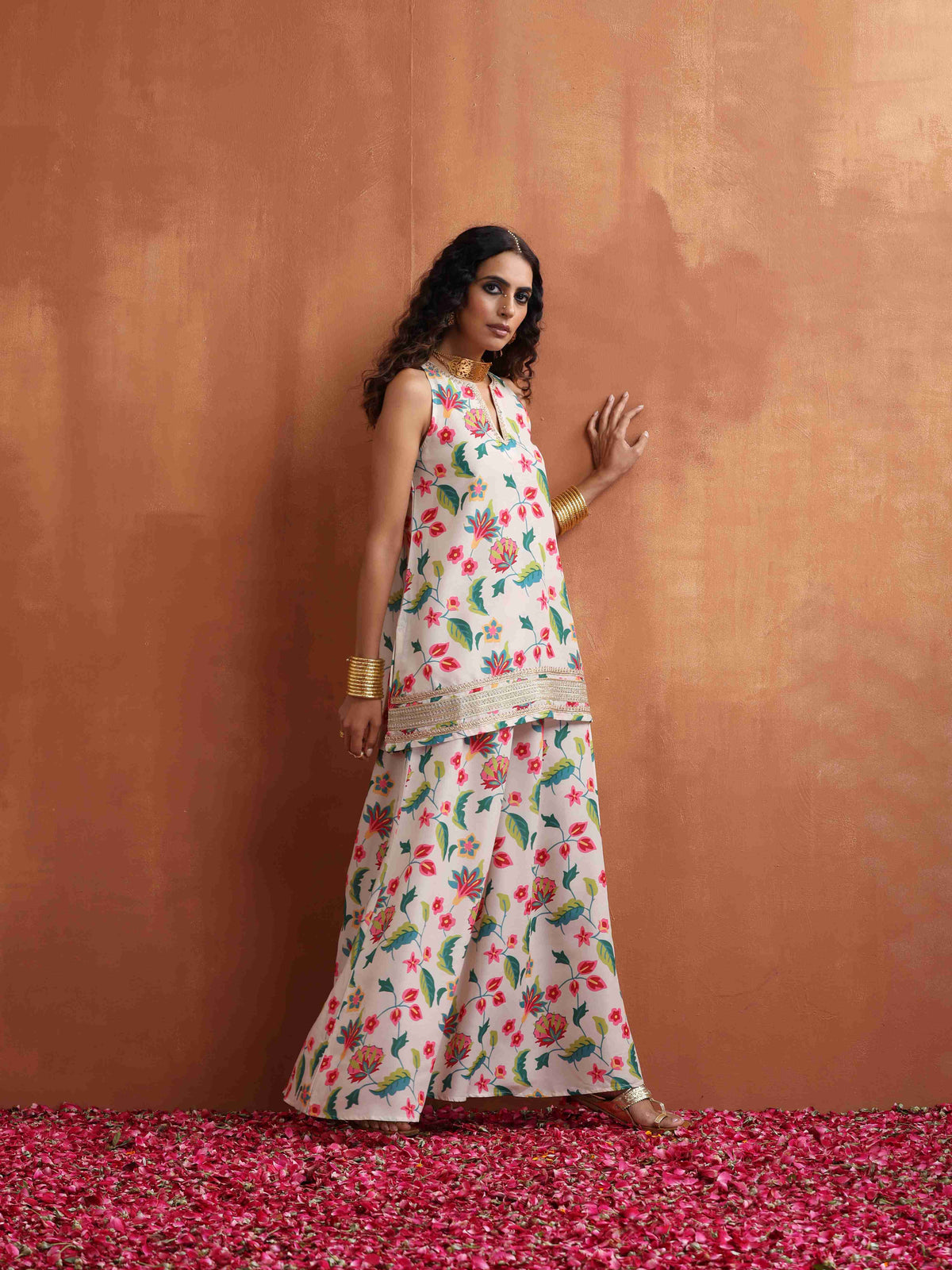 trueBrowns Off White Print Sharara Set | Grocsy