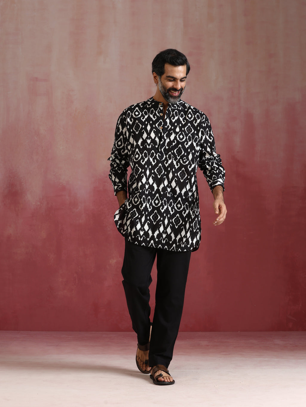 trueBrowns Men's Black Ikat Print Mandarin Collar Kurta Co-ord set | Grocsy