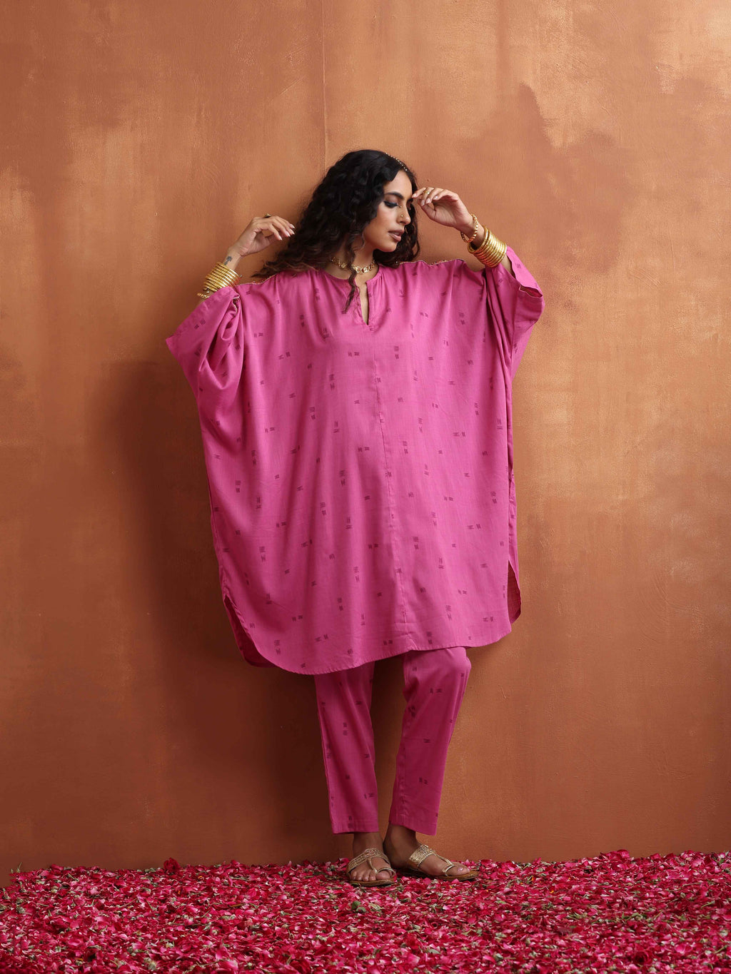 trueBrowns Pink Print Kaftan Kurta Co-ord Set | Grocsy