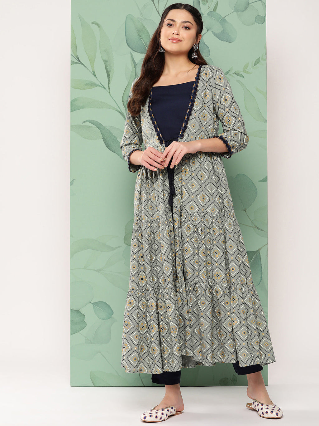 InWeave Women's Navy Top Bottom W Grey Bandhej Long Shrug Set | Grocsy