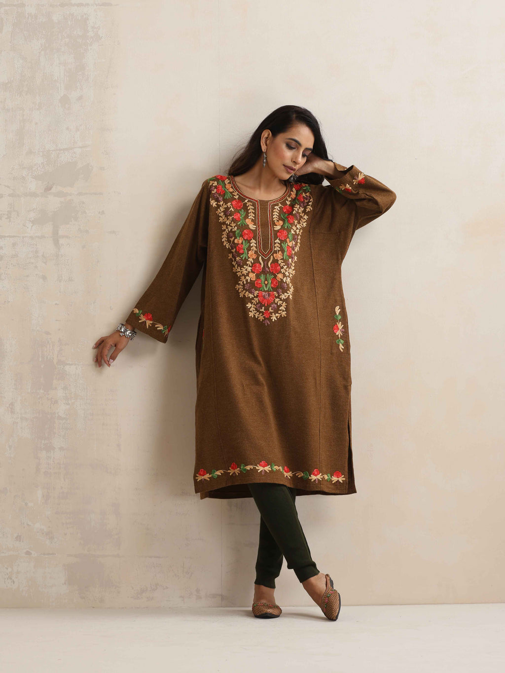 trueBrowns Brown Kashmiri Embroidered Woollen Phiran Kurta | Grocsy