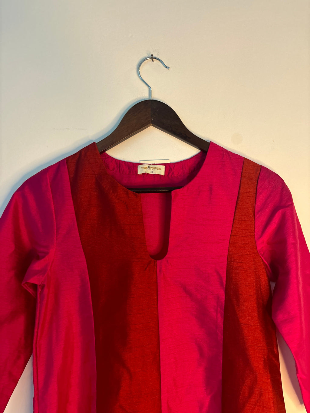 trueBrowns Pink Metallic Kurta | Grocsy