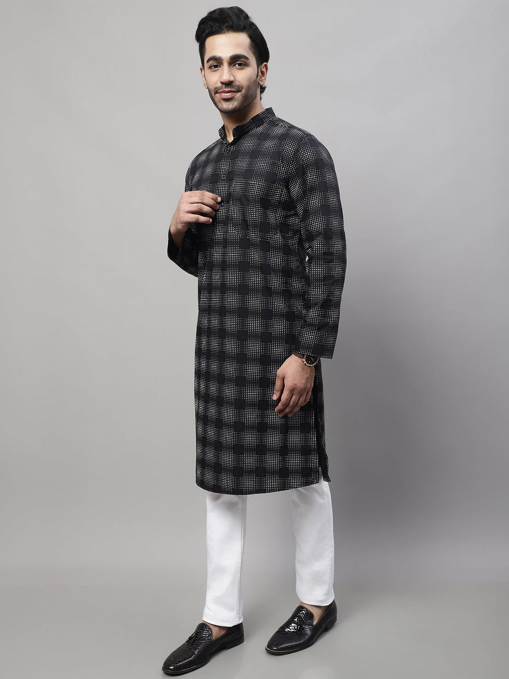 Even Apparels Black Pure Cotton Kurta With Band Collar | Grocsy