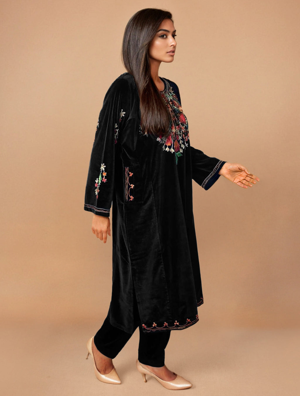 trueBrowns Black Velvet Embroidered Kurta Set | Grocsy