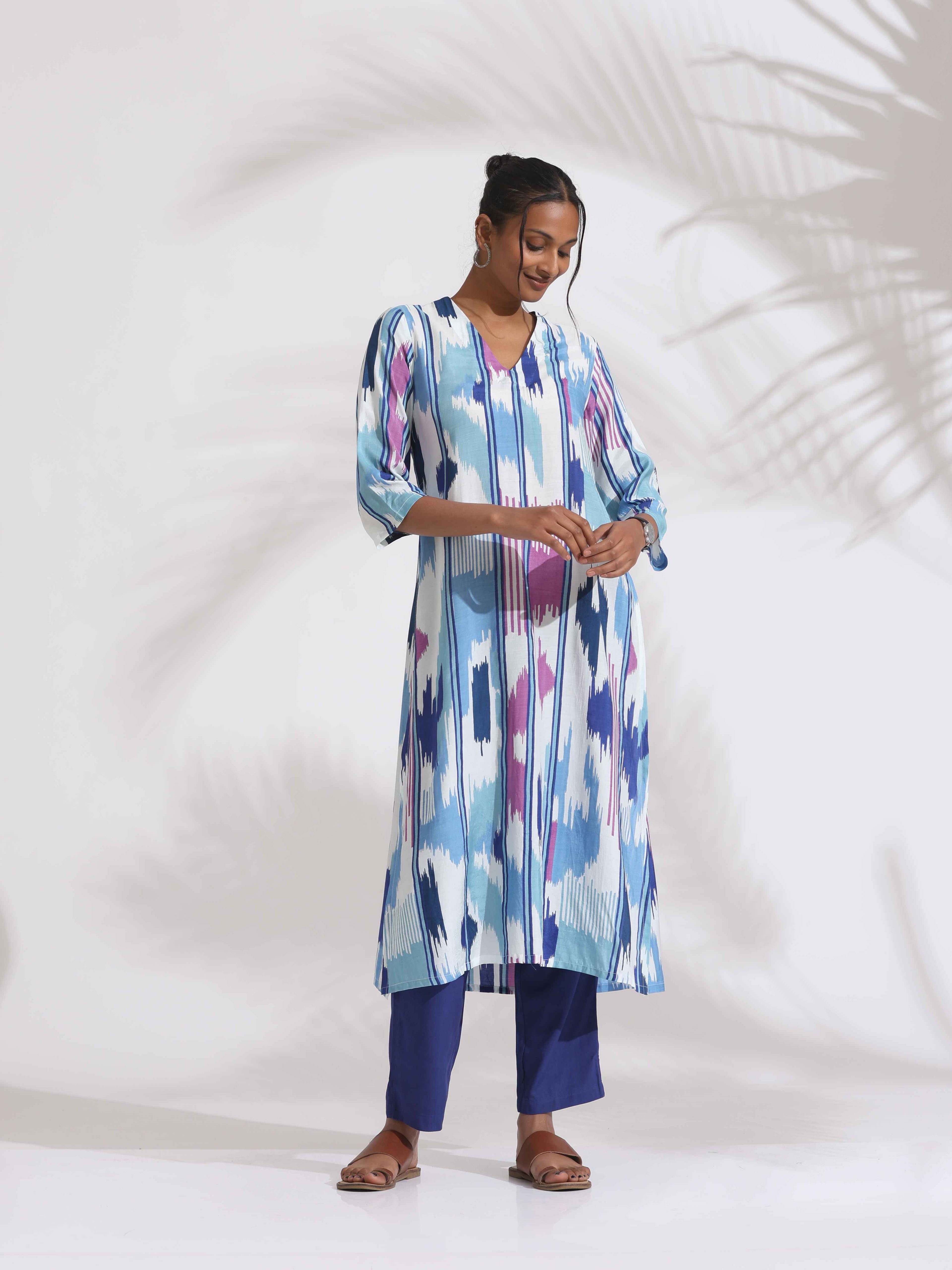 trueBrowns Blue Ikat Print Muslin Kurta Set | Grocsy