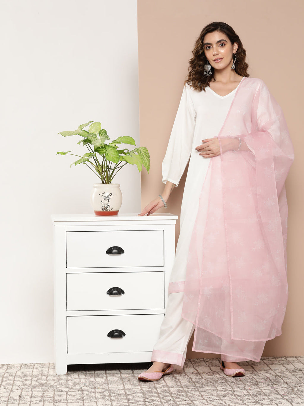 InWeave Women's Cream Straight Kurta Set W Pink White Print Organza Dupatta | Grocsy