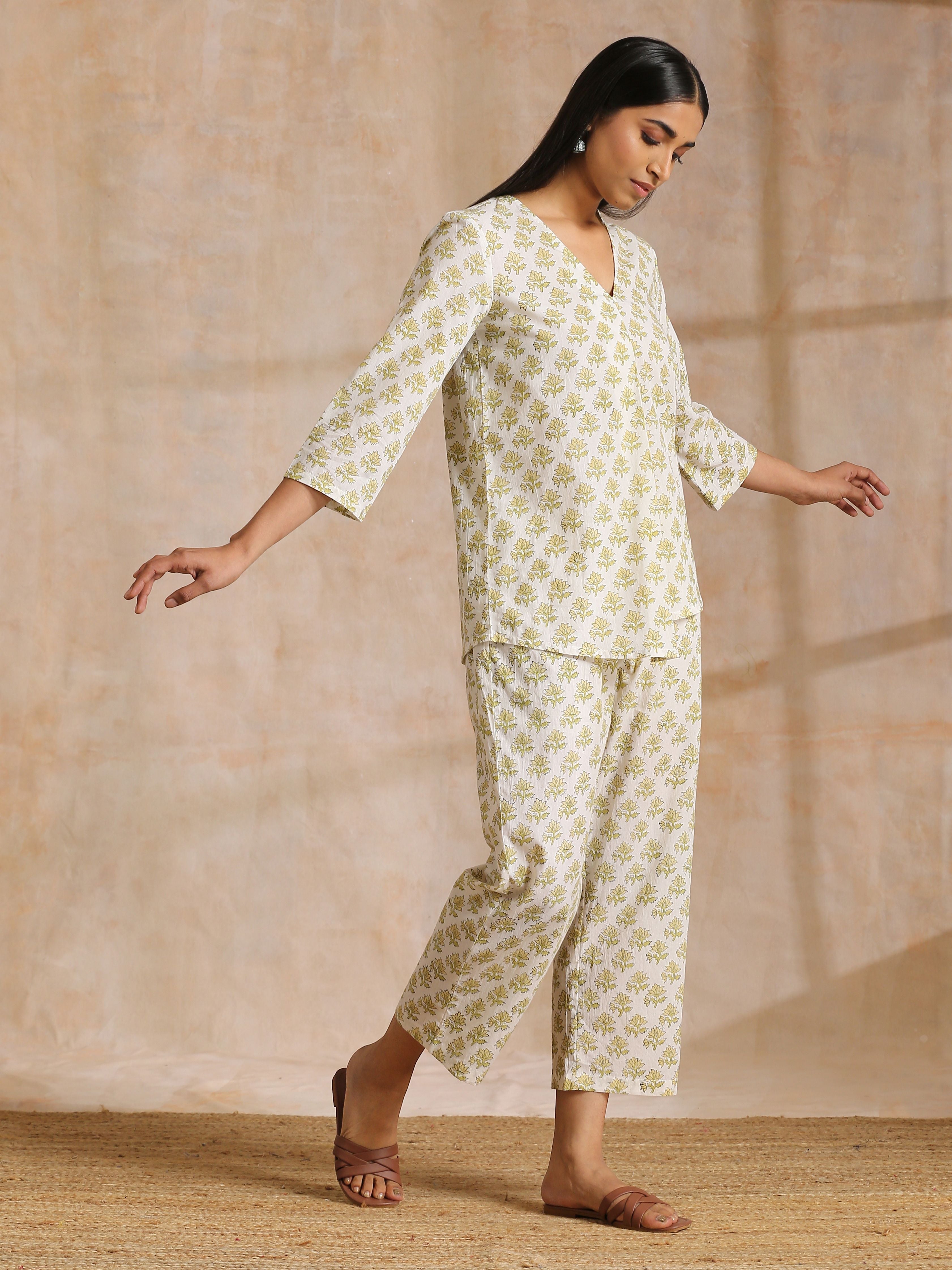 trueBrowns Green Buta On Off-White Block Print Cotton Co-Ord Set | Grocsy