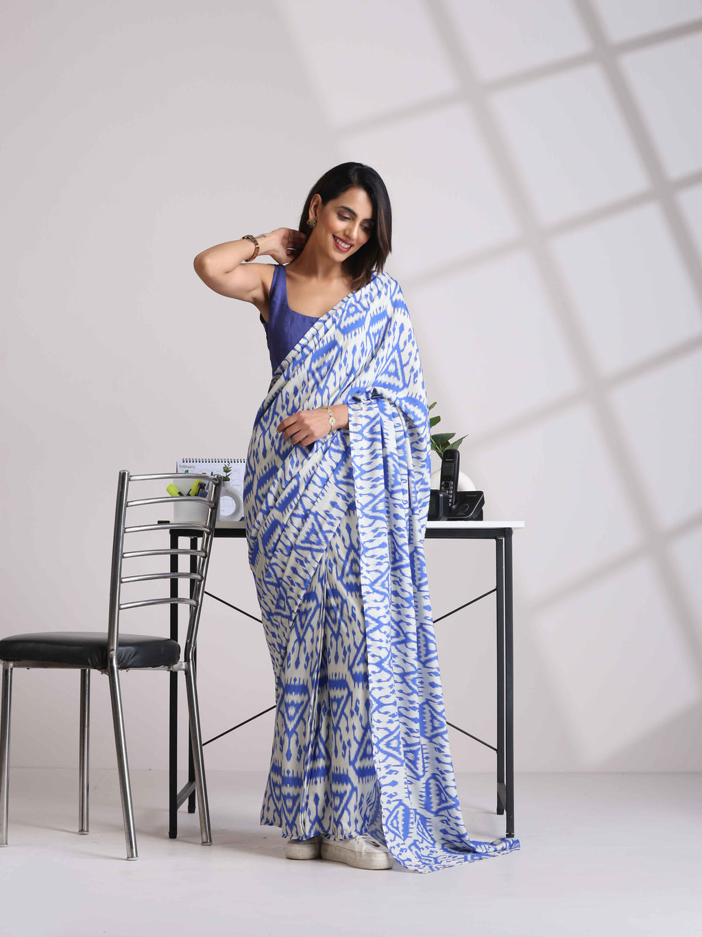 trueBrowns Blue Muslin Ikat Saree | Grocsy
