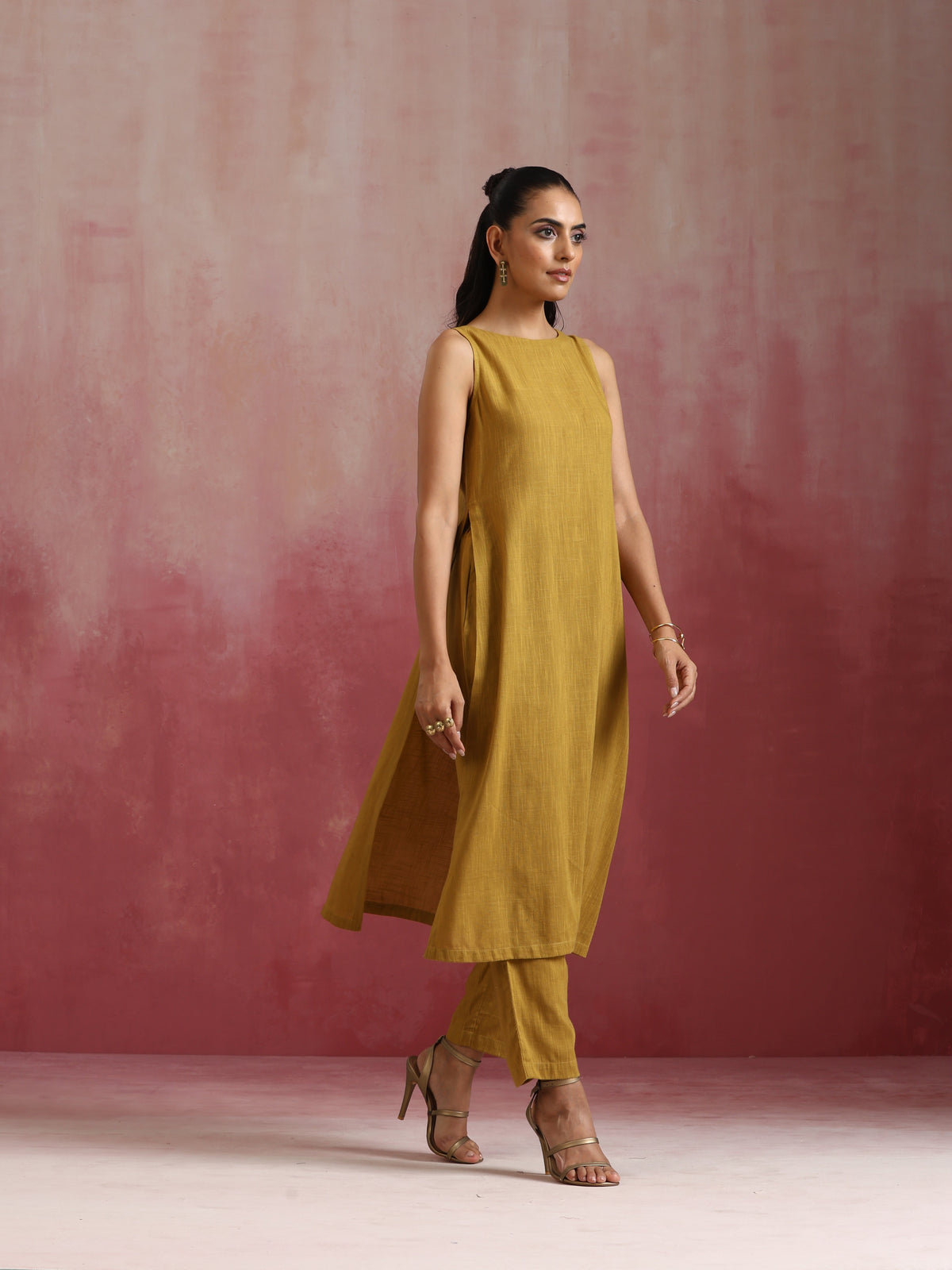 trueBrowns Mustard Cotton Kurta Set | Grocsy