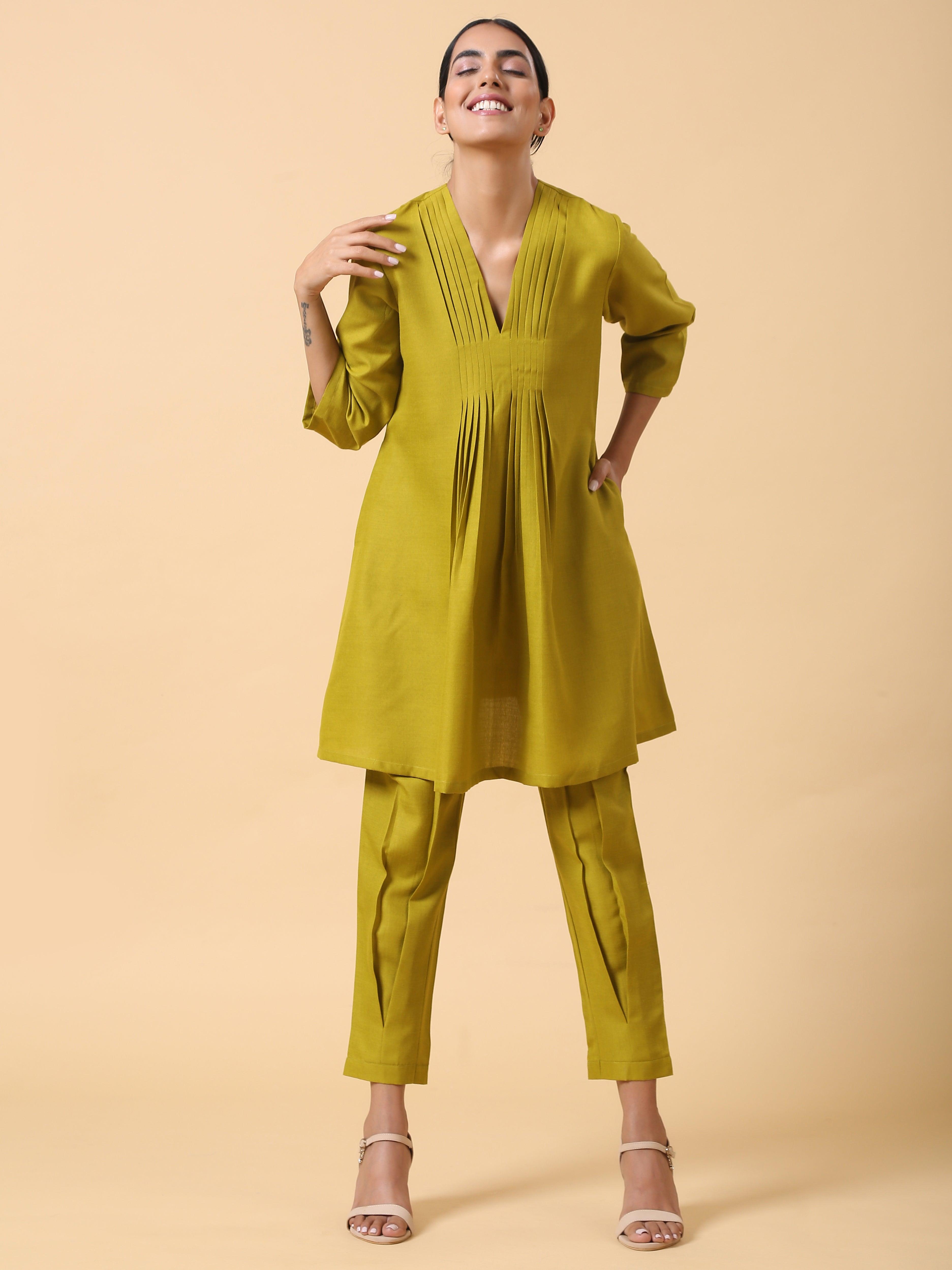 trueBrowns Cotton Linen Lime Green Pleated Co-Ord Set | Relove | Grocsy