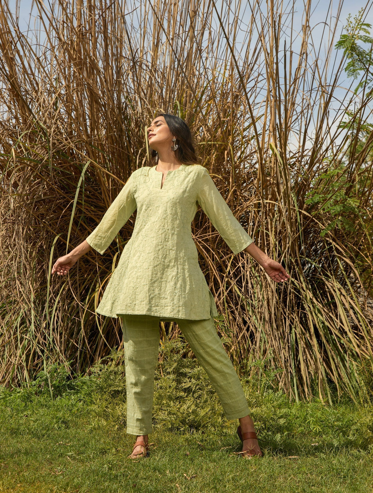 trueBrowns Green Cotton Embroidered Co-ord Set | Grocsy