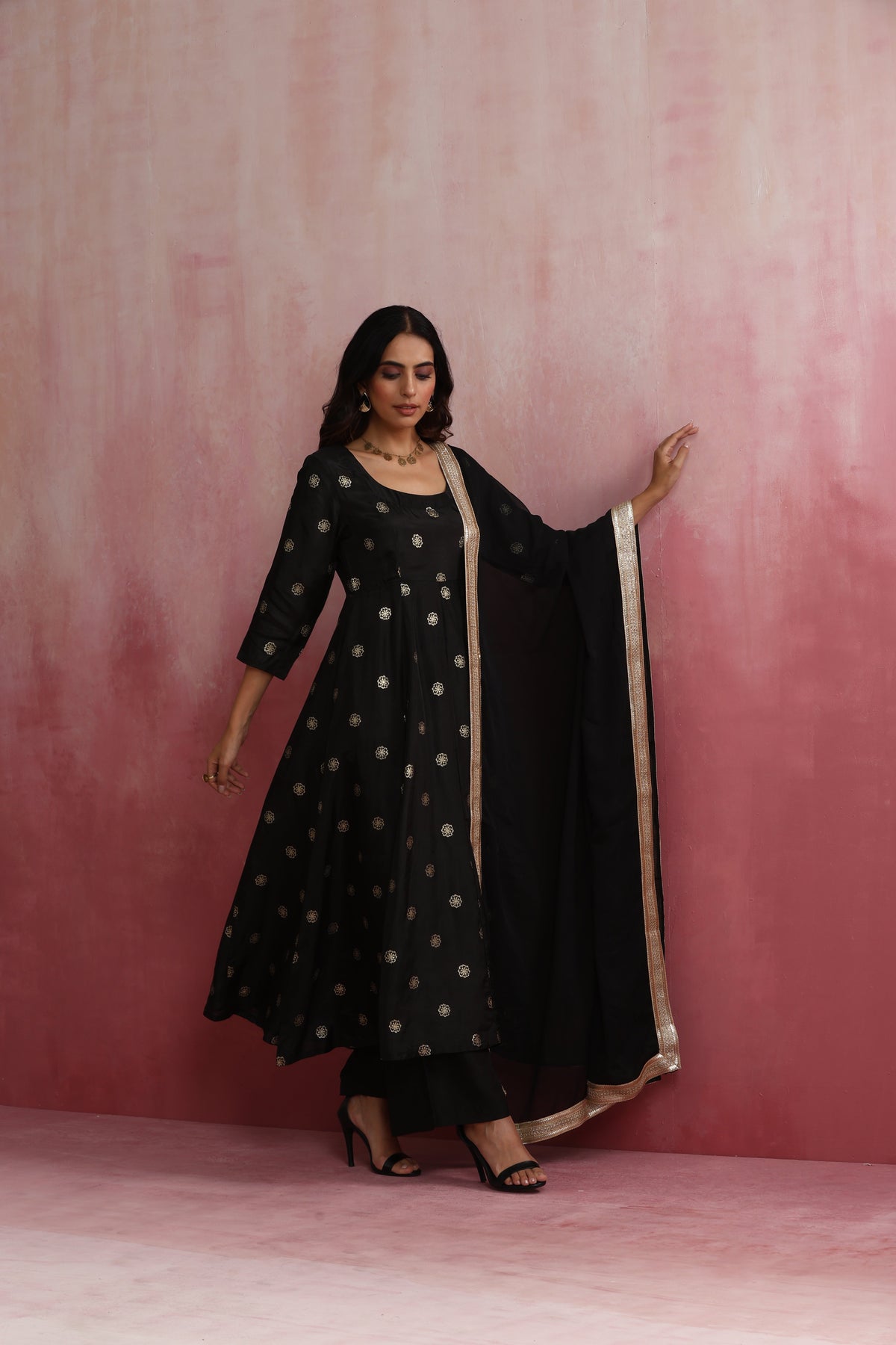 trueBrowns Black Viscose Silk Kurta Set | Grocsy