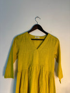 trueBrowns Lime Slub Dress | Grocsy