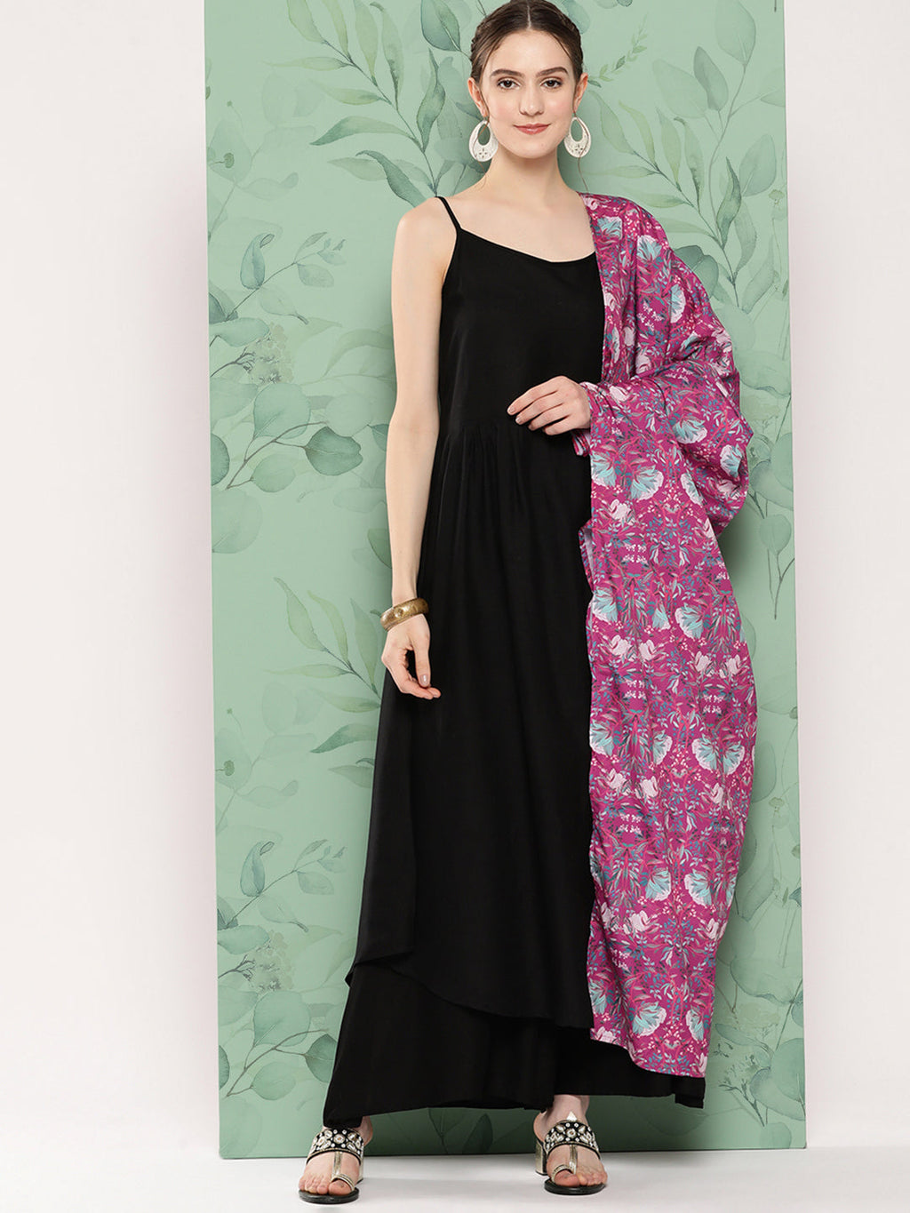 InWeave Women's Black Strappy Set W Magenta Camelia Cr Dupatta | Grocsy
