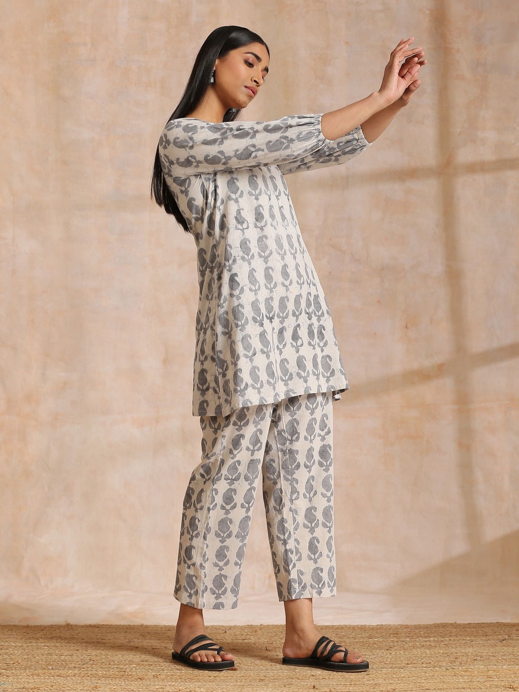 trueBrowns Grey Dabu Buta Print Cotton V-Square Neck Co-Ord Set | Grocsy