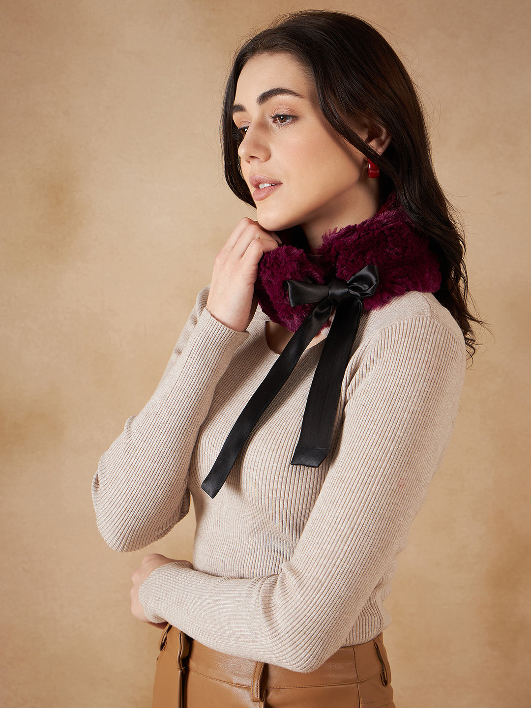 InWeave Women's Burgundy Fur Neckpiece | Grocsy