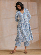 trueBrowns White With Overall Blue Print Cotton Slit Gathered Kurta Set | Grocsy