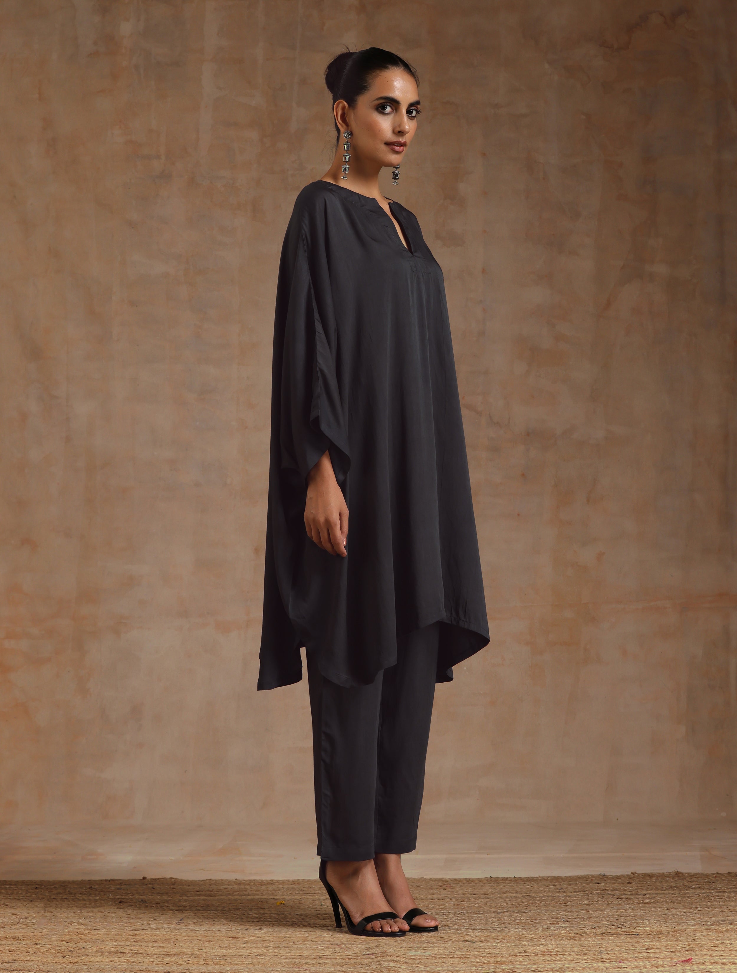 trueBrowns Grey Modal Satin Oversized Round Co-Ord Set | Grocsy