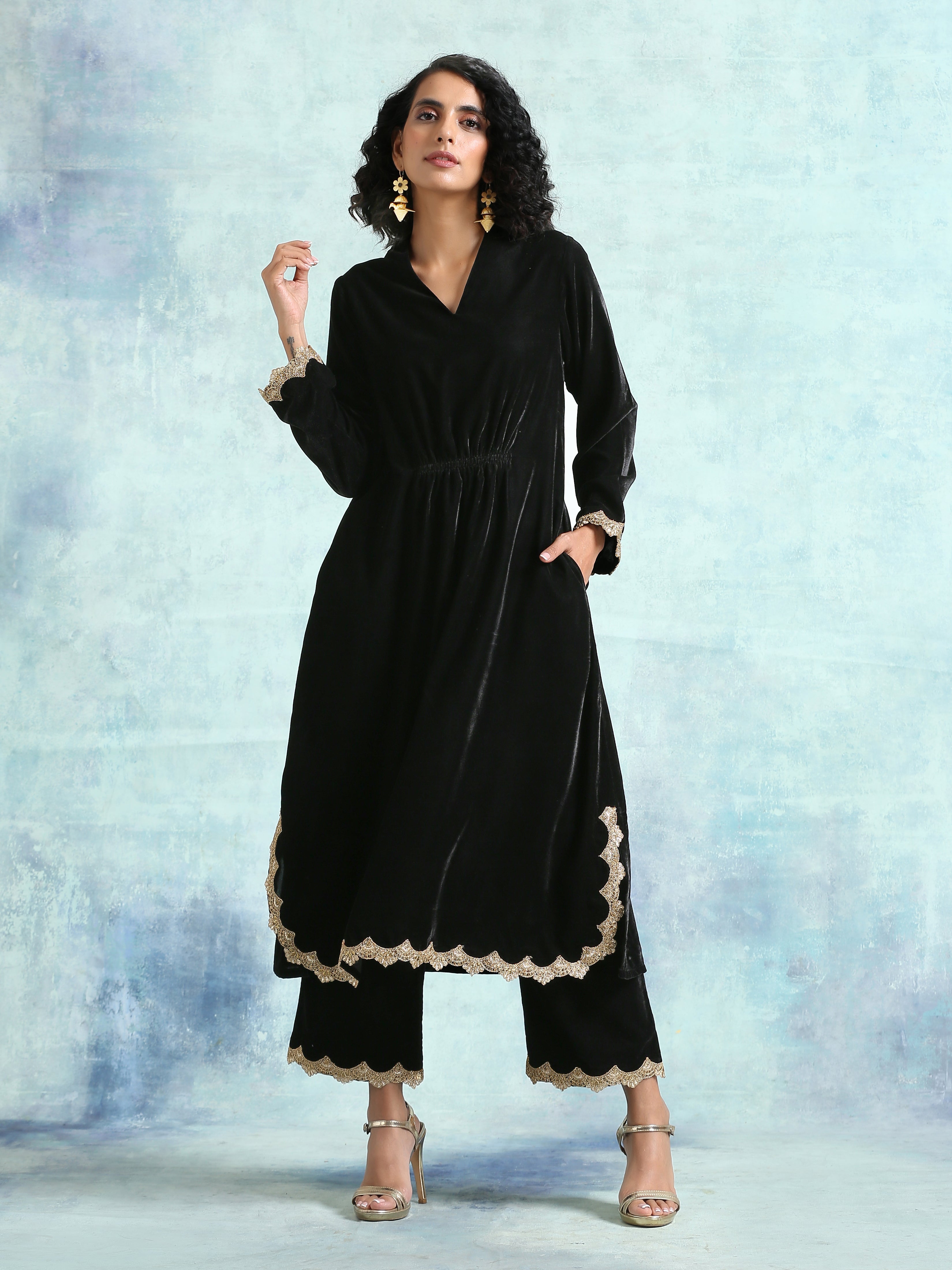 trueBrowns Black Velvet Lace Kurta | Grocsy