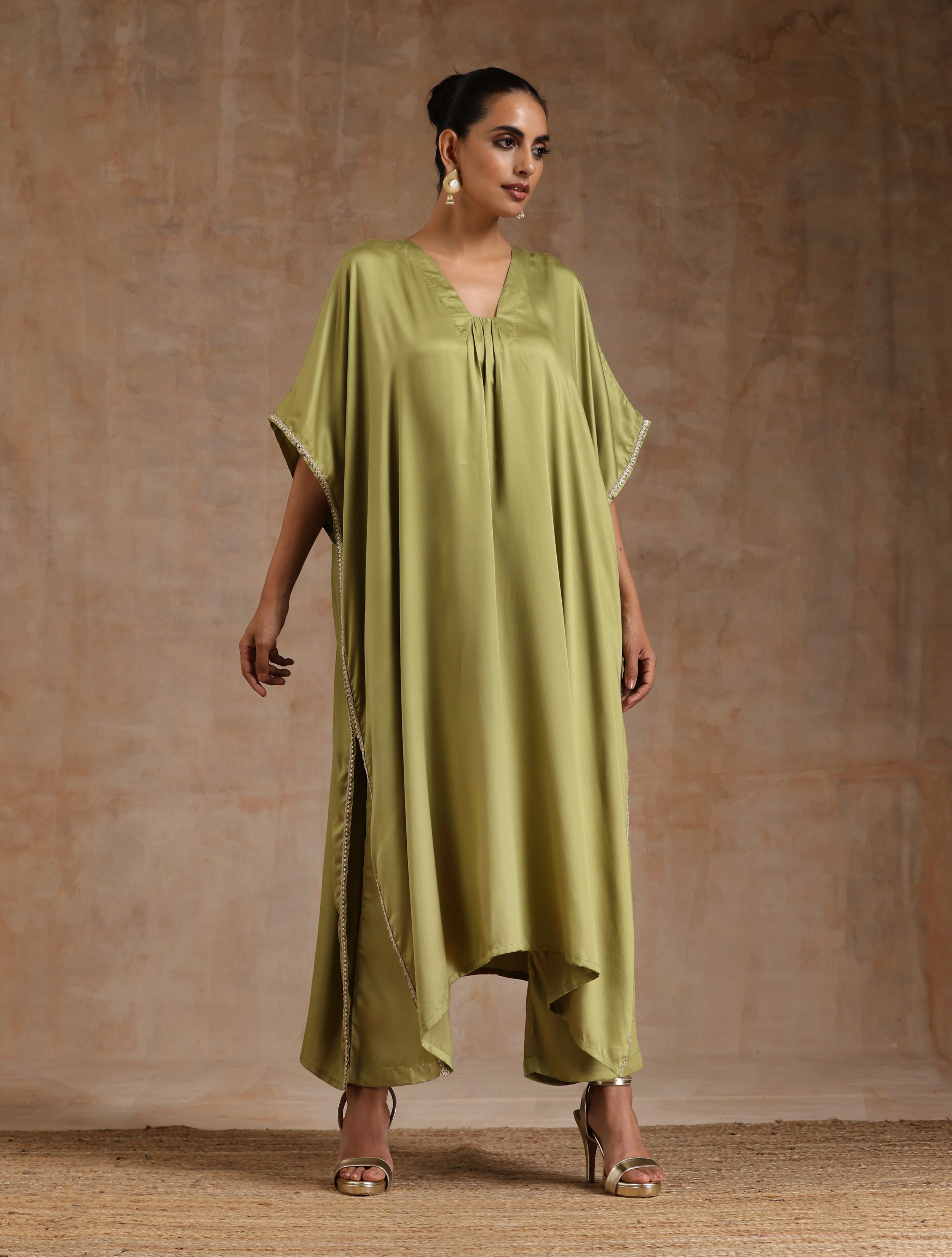 trueBrowns Light Green Modal Satin Kaftan Kurta Set | Grocsy