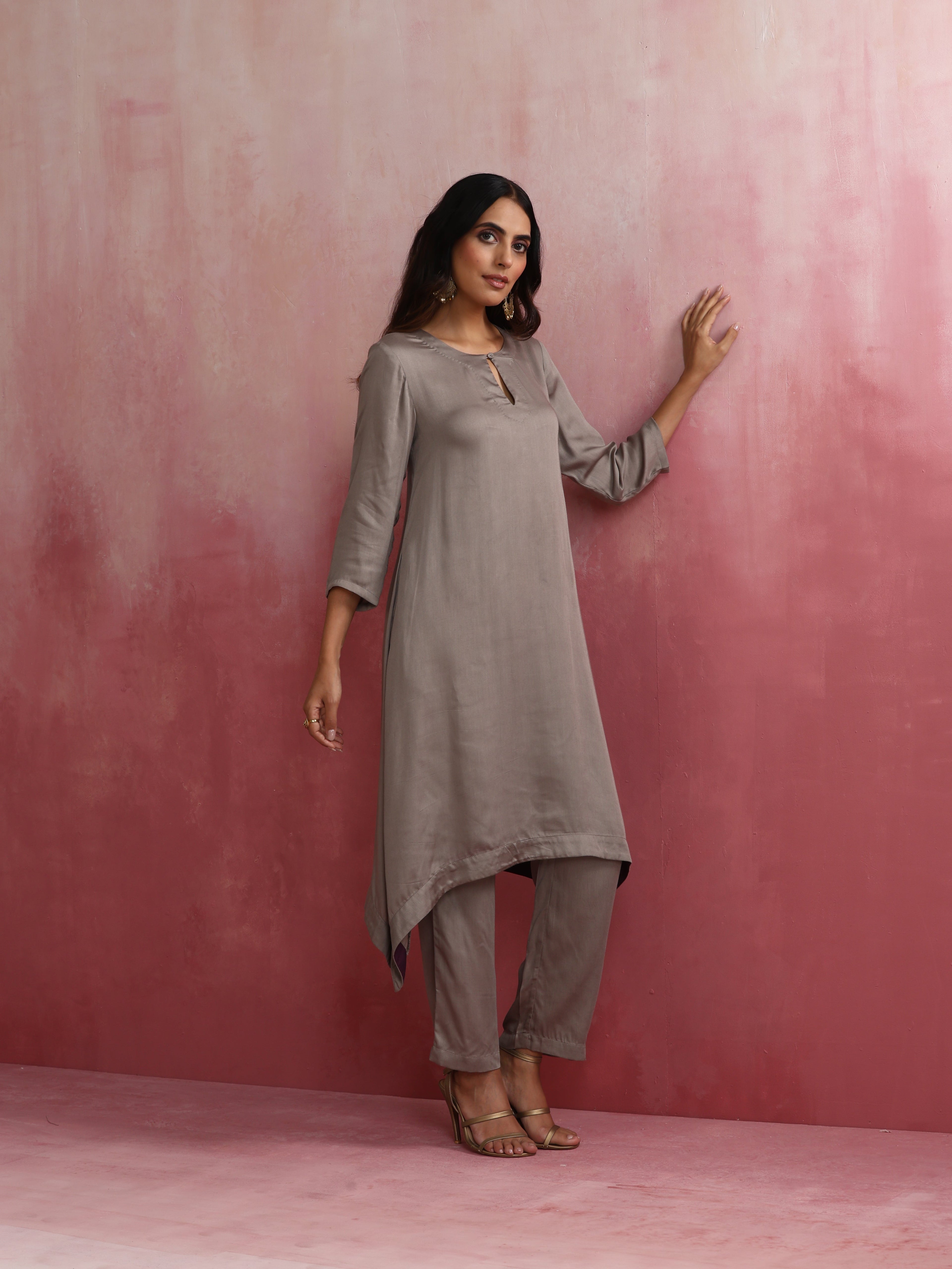 trueBrowns Grey High low Kurta Set | Grocsy