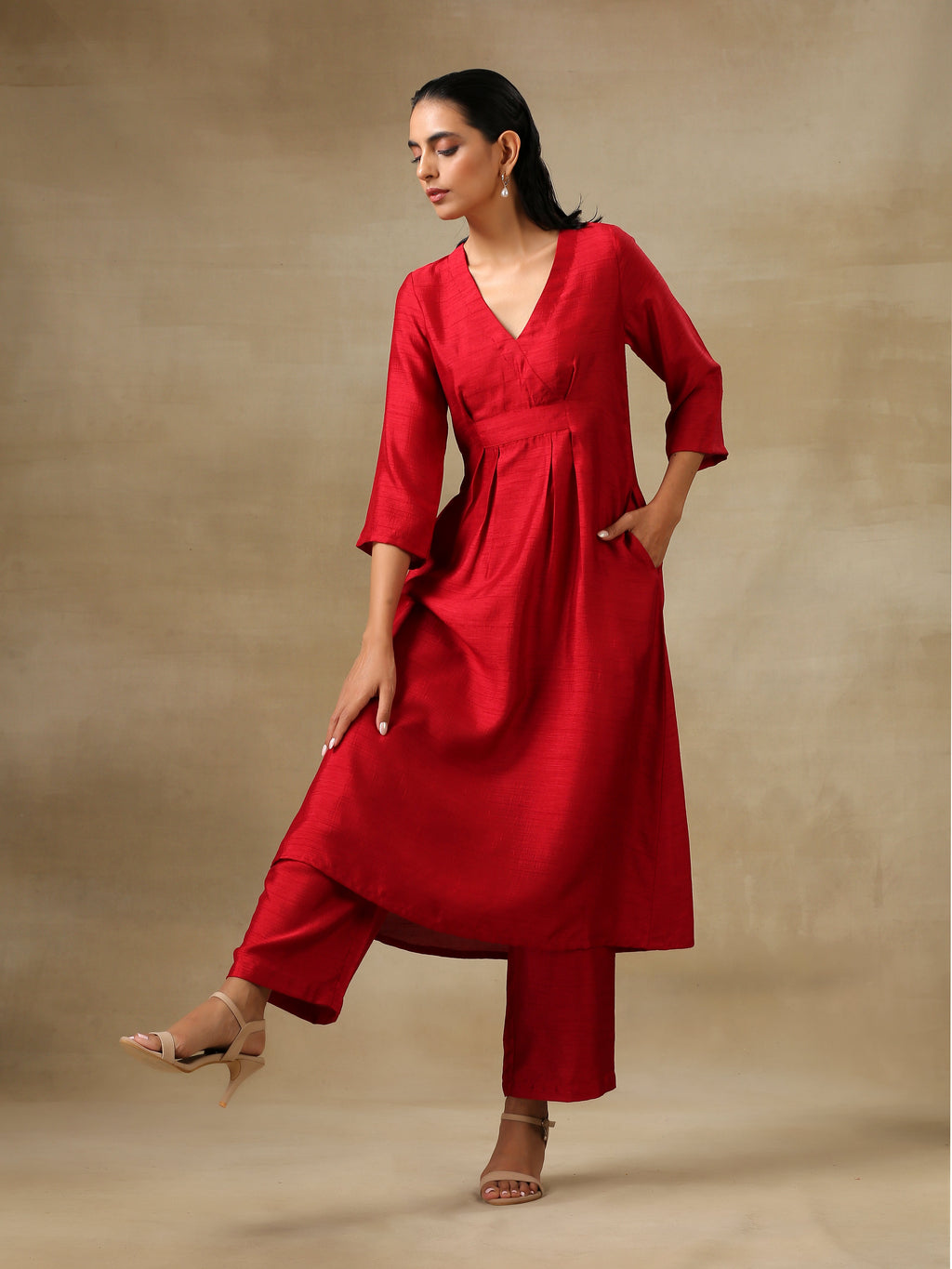 trueBrowns Maroon Textured Silk Overlap Pleat Kurta Pant Set | Grocsy