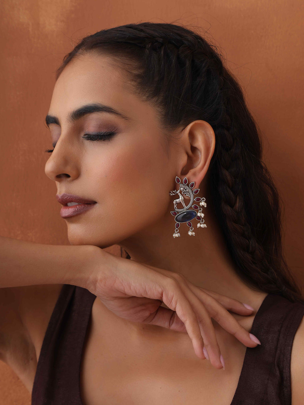 trueBrowns Silver Tone Pearl Drop Earrings | Grocsy