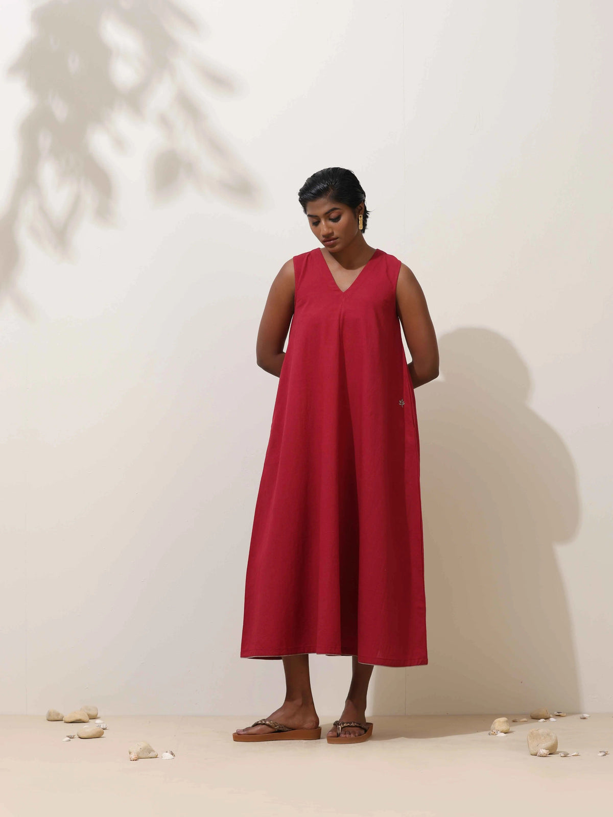 trueBrowns Maroon Cotton Linen Dress | Grocsy