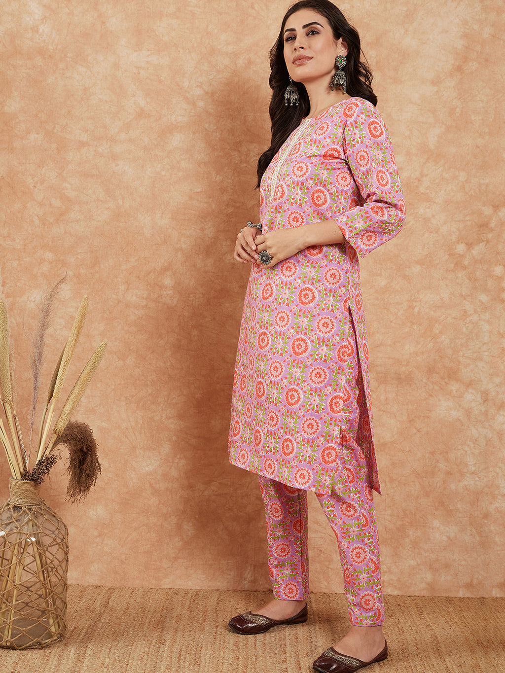 InWeave Women's Mauve Floral Jaal Gota Work Straight Kurta Pant Set | Grocsy