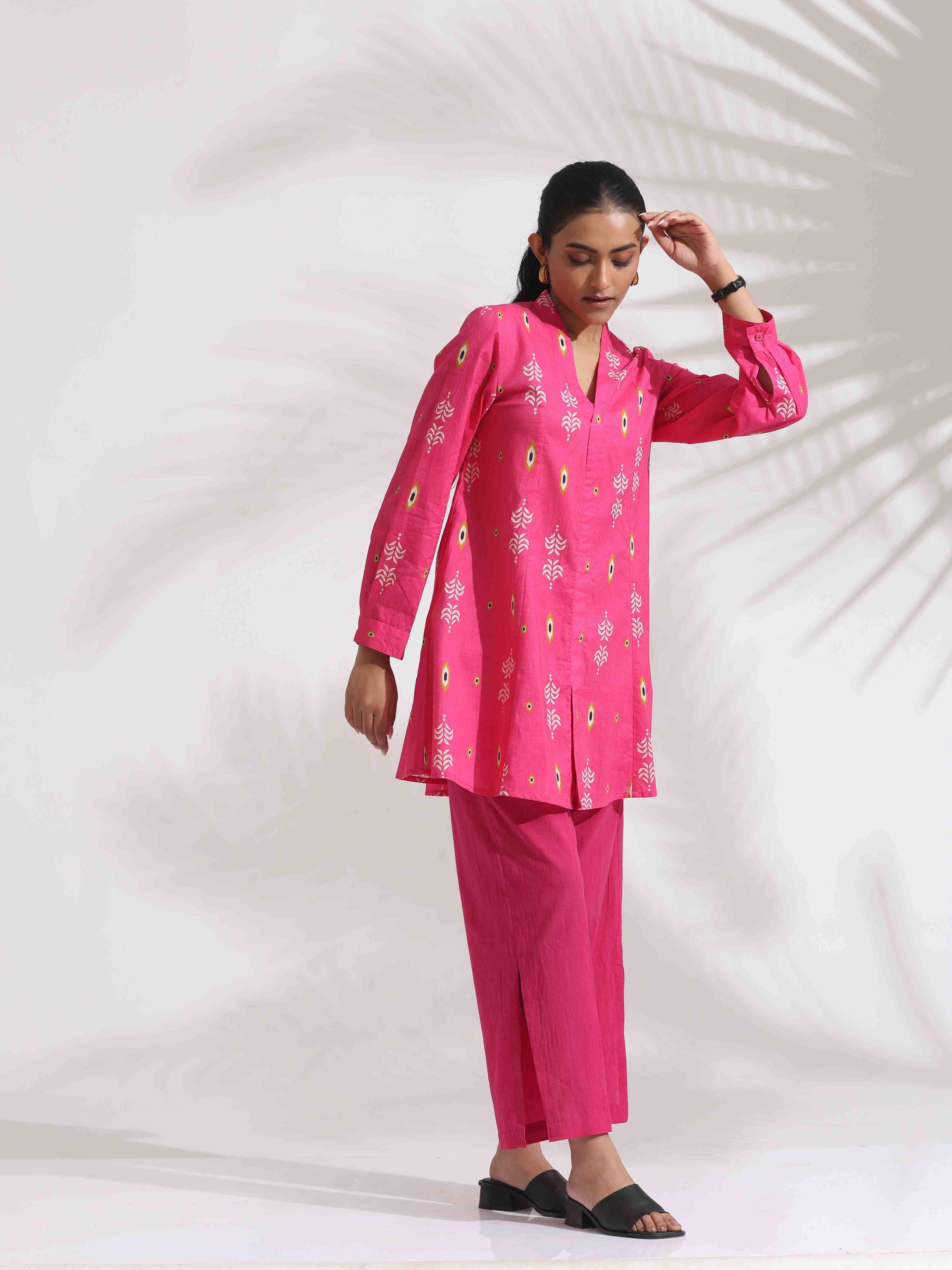 trueBrowns Pink Cotton Print Flared Top Co-ord Set | Grocsy
