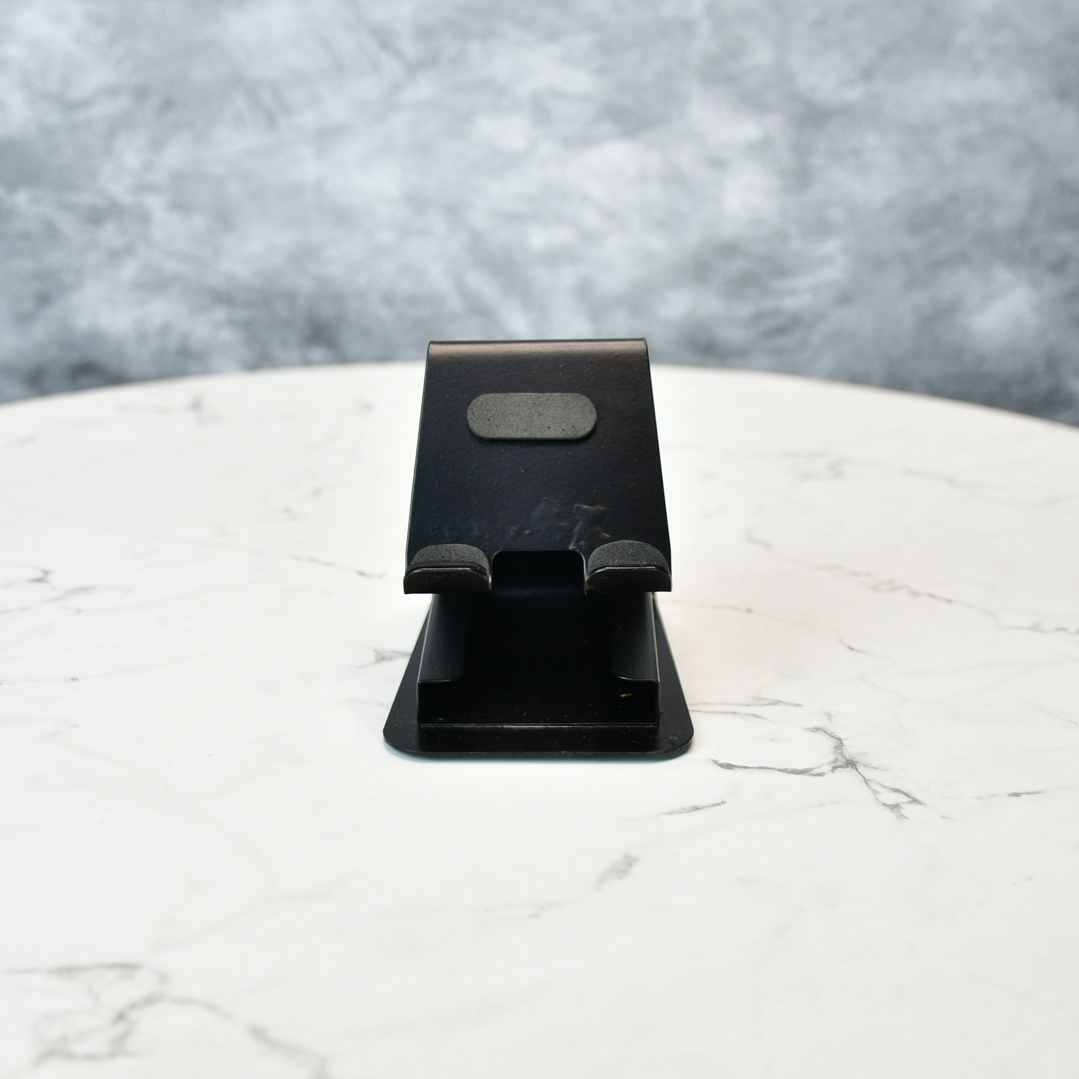 Sowpeace Metal Phone Stand with Card Slot | Grocsy