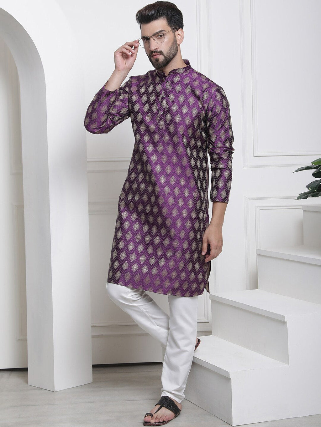 Sojanya Ethnic Motifs Woven Design Jacquard Regular Kurta | Grocsy