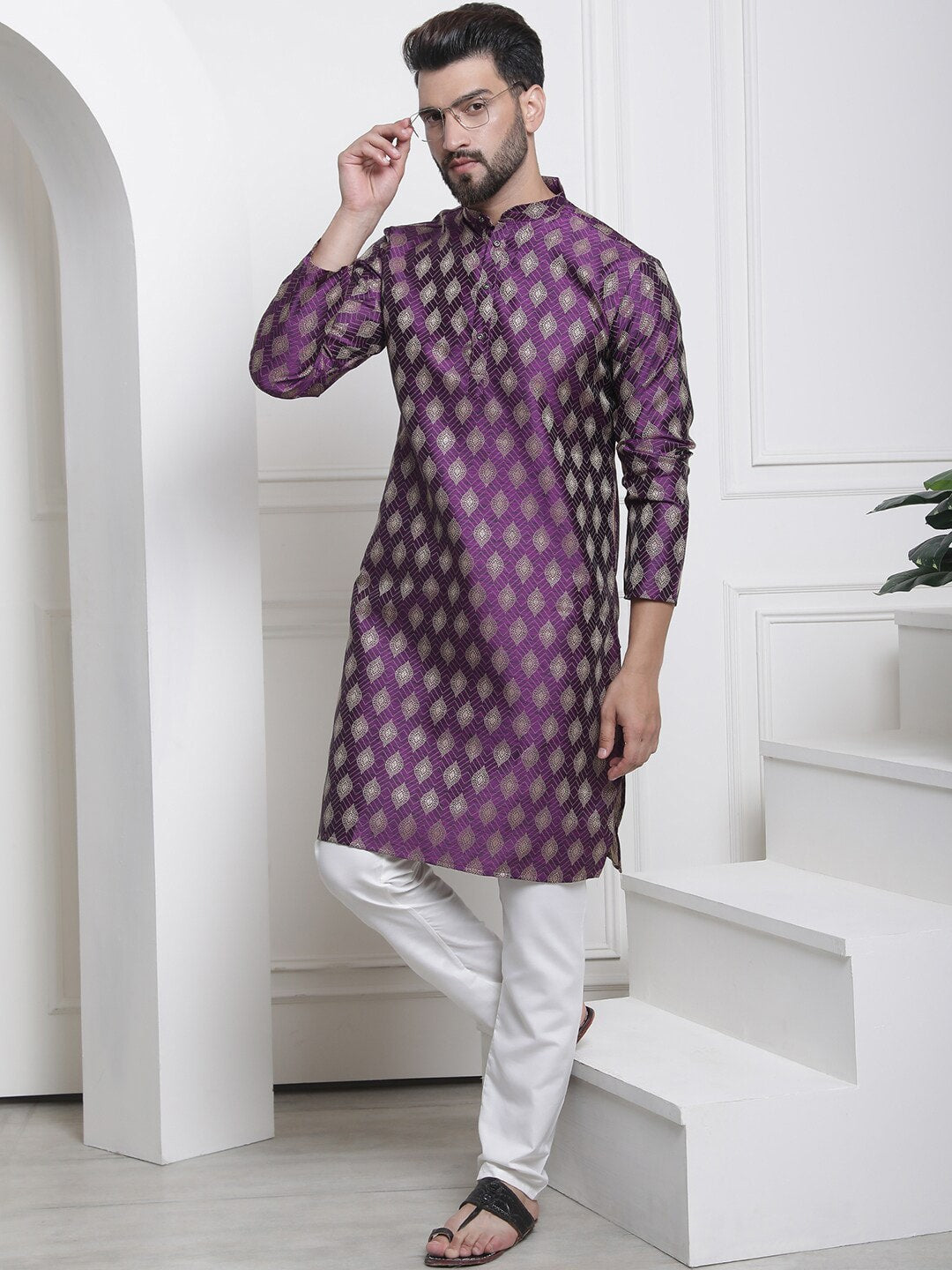 Sojanya Ethnic Motifs Woven Design Jacquard Regular Kurta | Grocsy