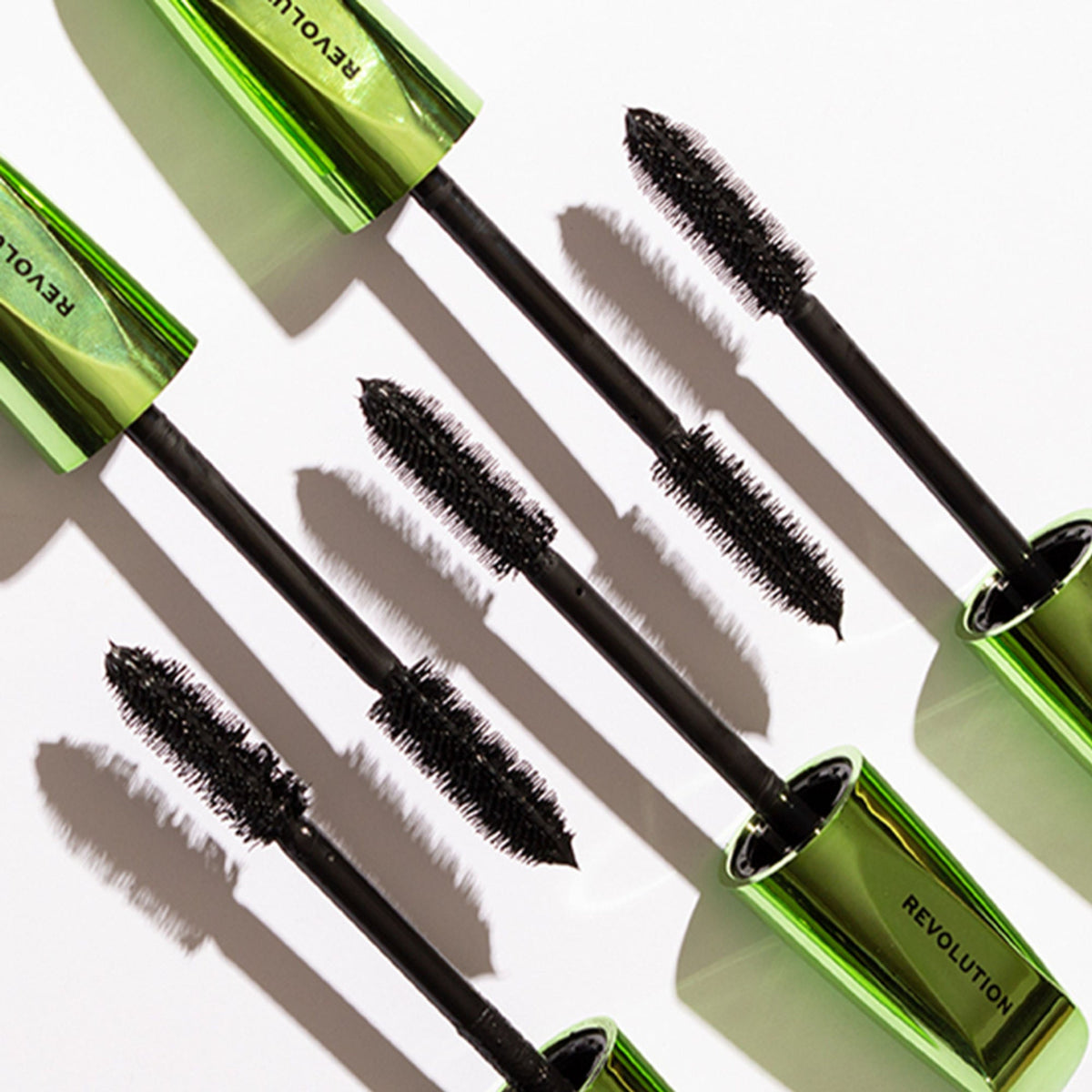 Makeup Revolution Big Lash Reloaded Volume Mascara | Grocsy