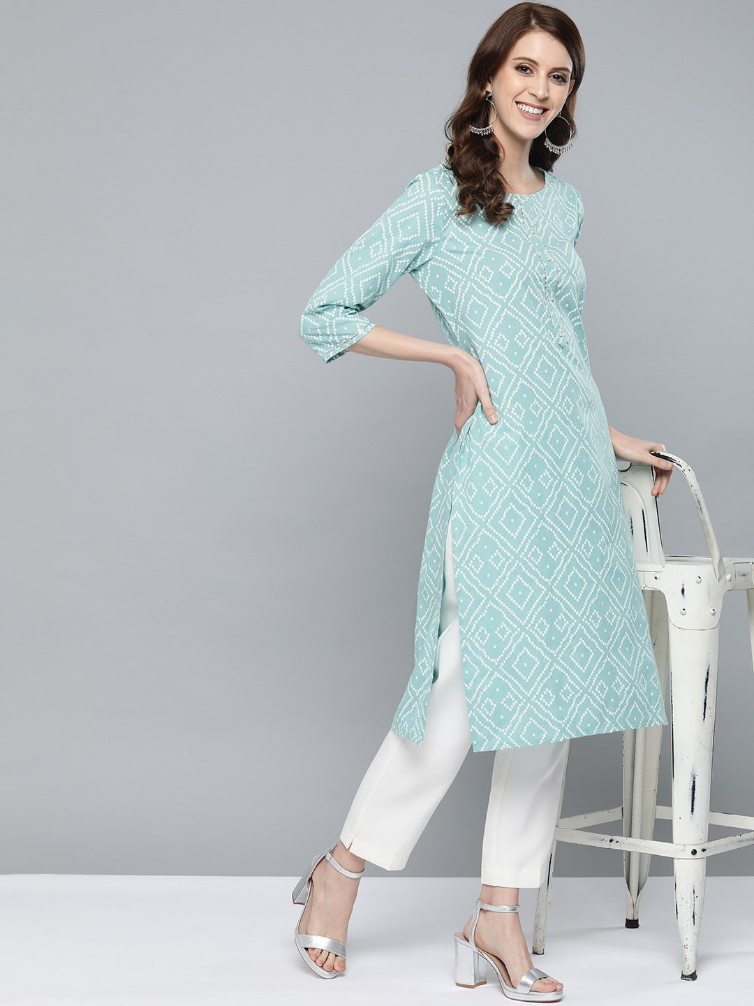 HERE&NOW Women Green & White Bandhani Print Straight Kurta | Grocsy