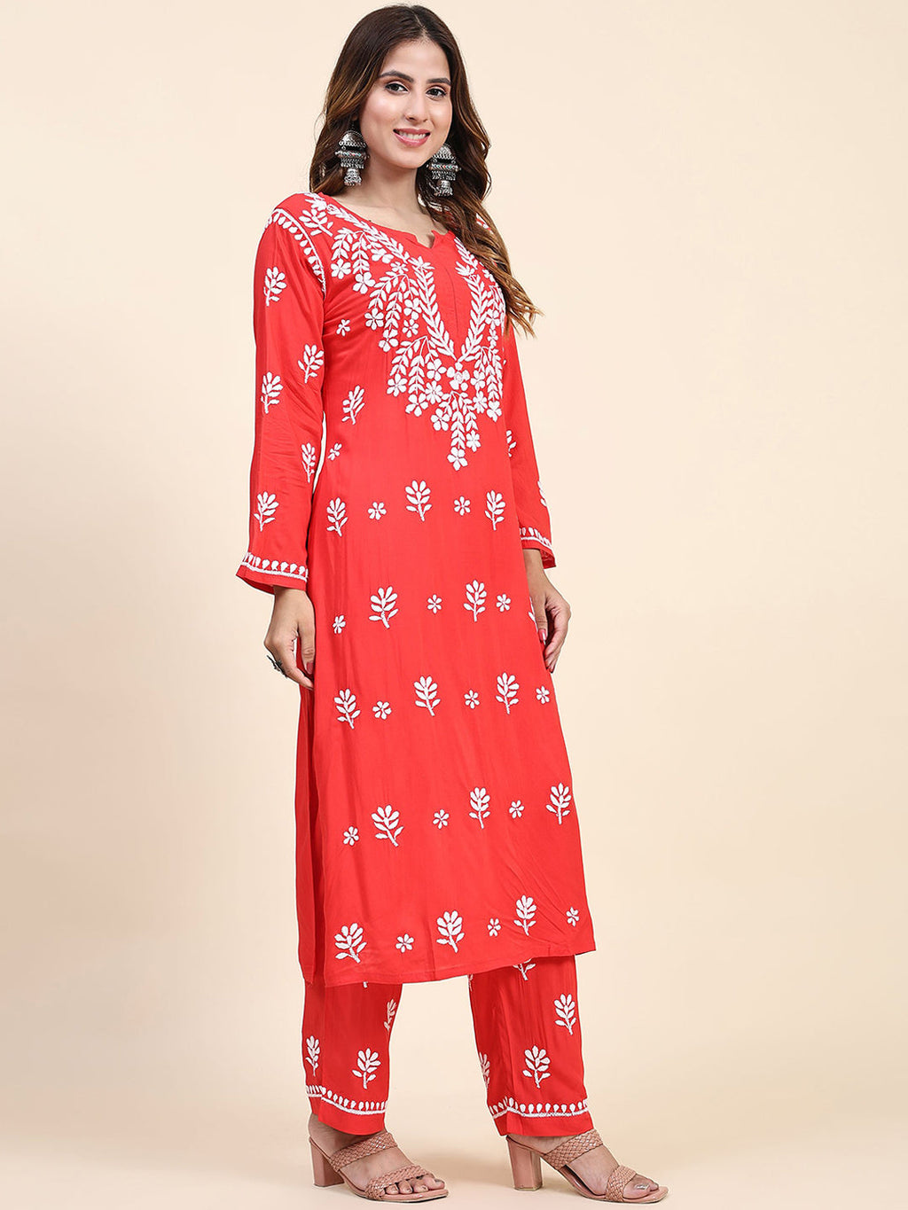 HOUSE OF KARI Floral Embroidered Chikankari Pure Cotton Straight Kurta With Trousers | Grocsy