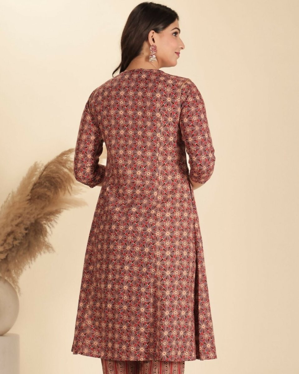 Aramya Red Soft Cotton Geometric Panelled Kurta for Women | Grocsy