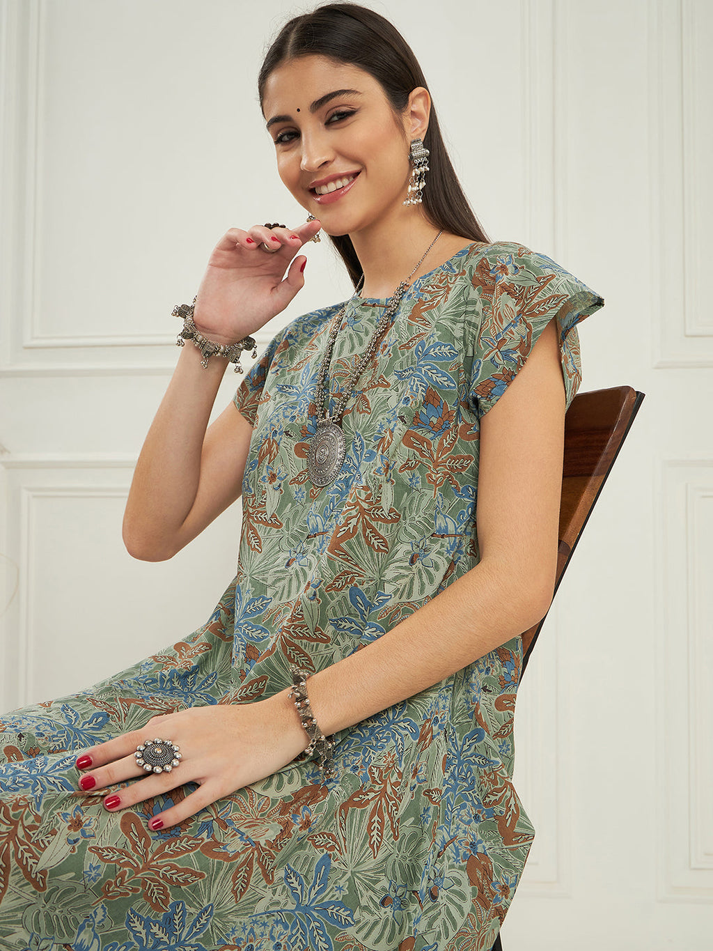 InWeave Women's Dull Green Leaf Floral Print A Line Dress | Grocsy