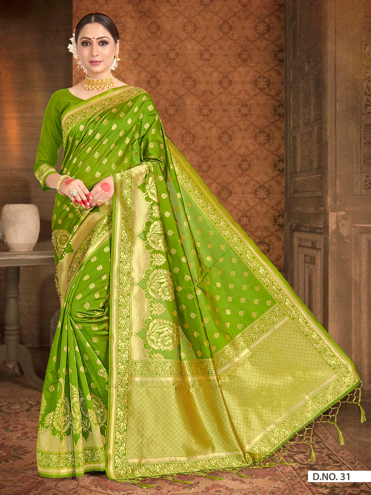 Vardha Pear Green Zari Floral Woven Banarasi Saree | Grocsy