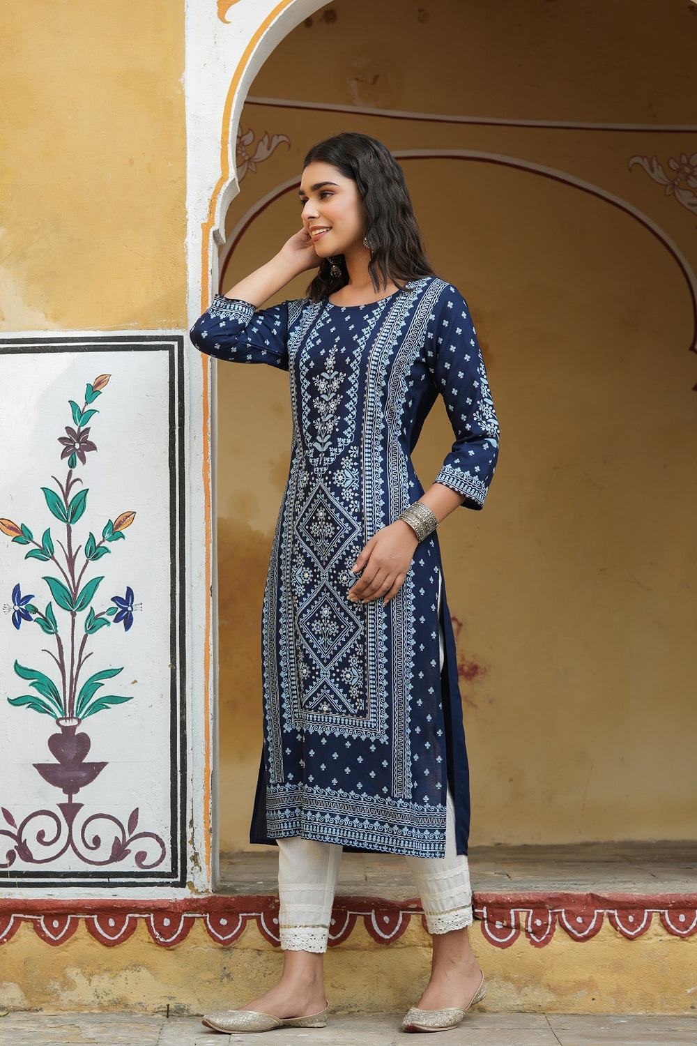 Juniper Women's Indigo Rayon Staple Straight Placement Print Kurta | Grocsy