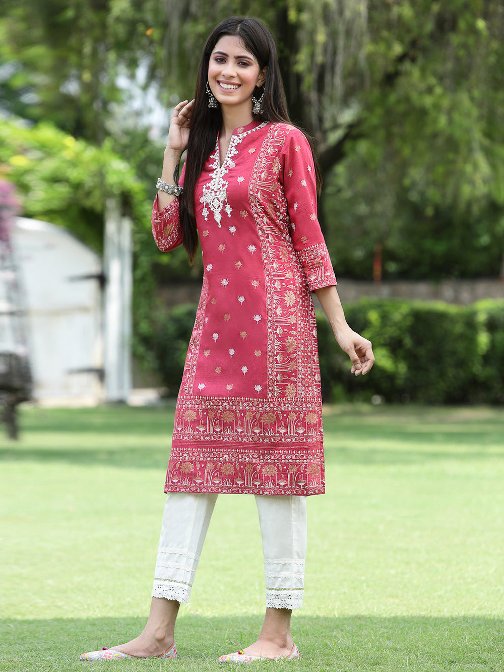 Juniper Women Fuchsia Rayon Festive Embroidered Straight Kurta | Grocsy