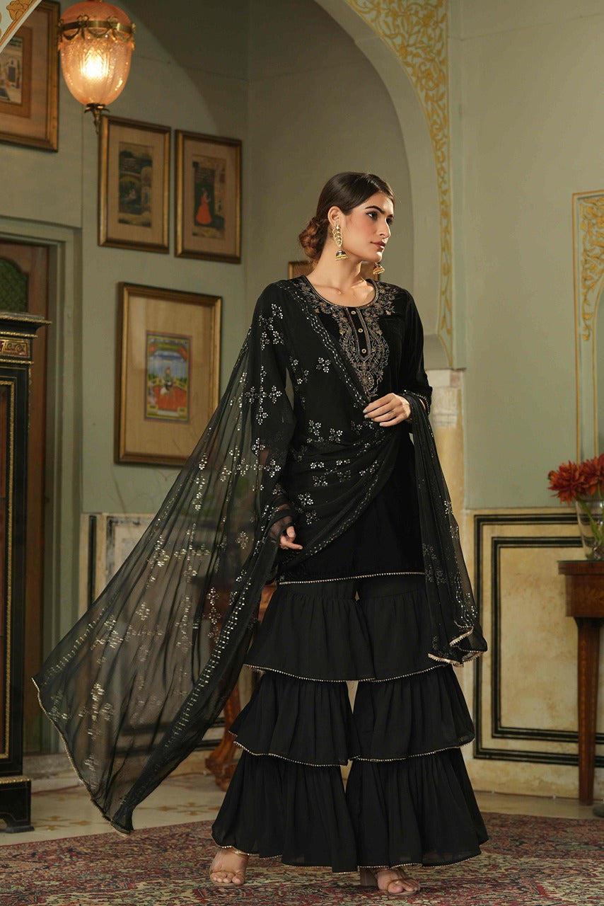 Juniper Black Velvet Festive Solid Straight Skd For Women | Grocsy