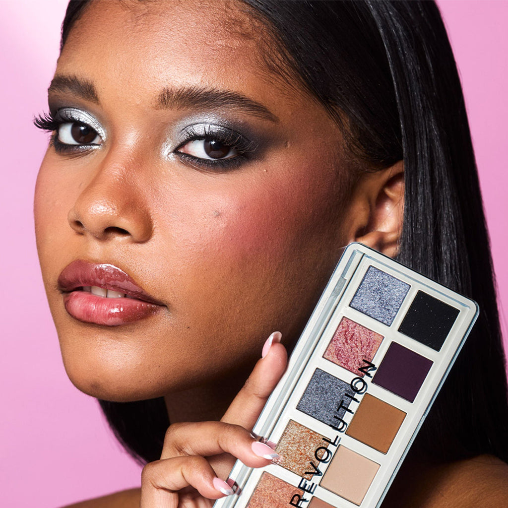 Makeup Revolution Metallic Muse The Muse Icon Eyeshadow Palette | Grocsy