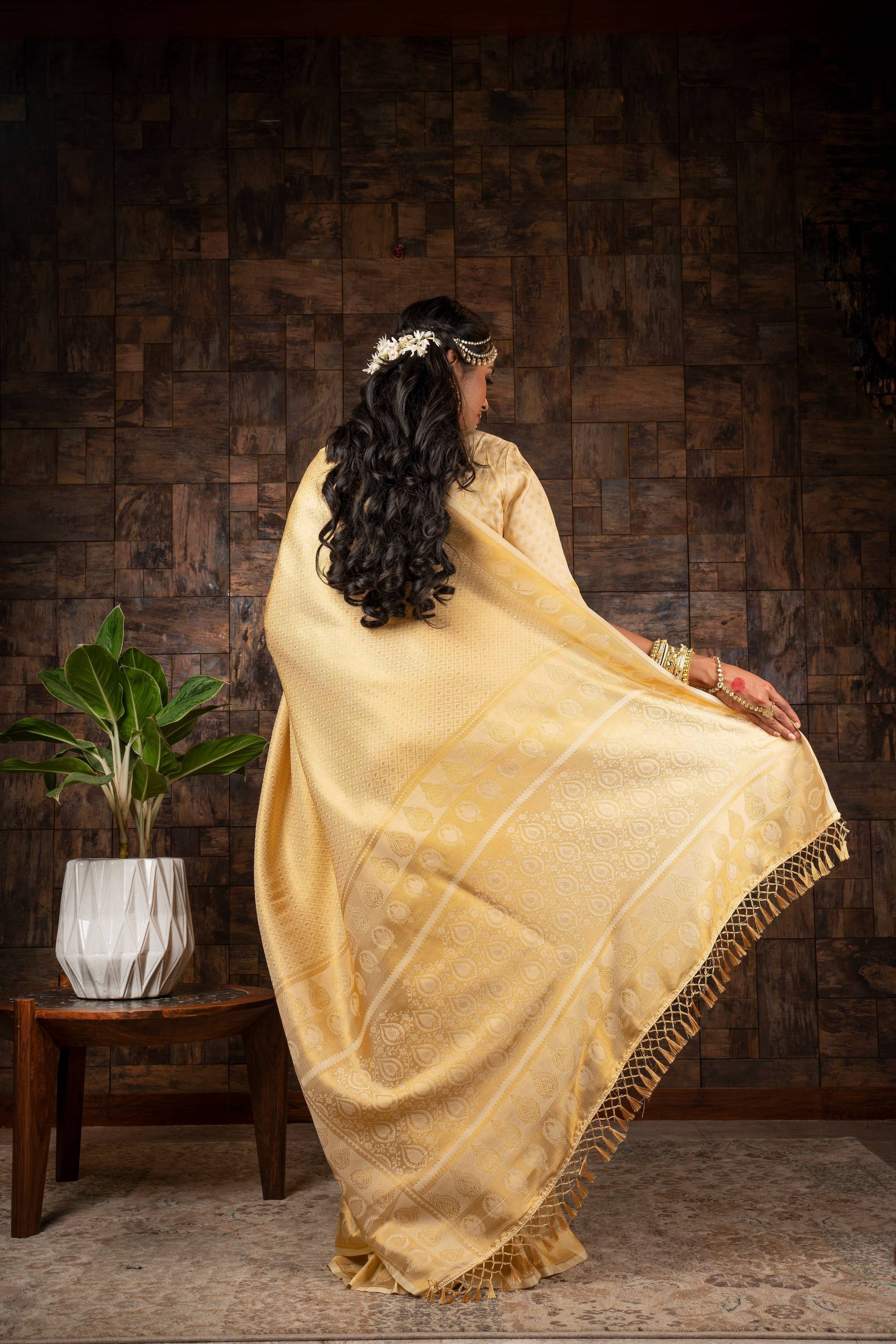 Vardha Gardenia Cream Golden Zari Kanjeevaram Silk Saree | Grocsy